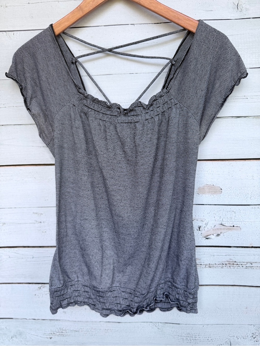 Weavers Gray Striped Short Sleeve Top with Crisscross Back